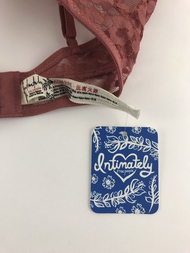 NUEVO Sujetador Free People Toni Encaje Bralette Pequeño Precio de venta sugerido por el fabricante $38 Nuevo con etiquetas - Imagen 7 de 10
