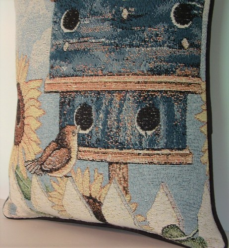 Primitive Birdhouse w/ Birds, Sunflowers & Picket Fence Tapestry Pillow New - Picture 6 of 9