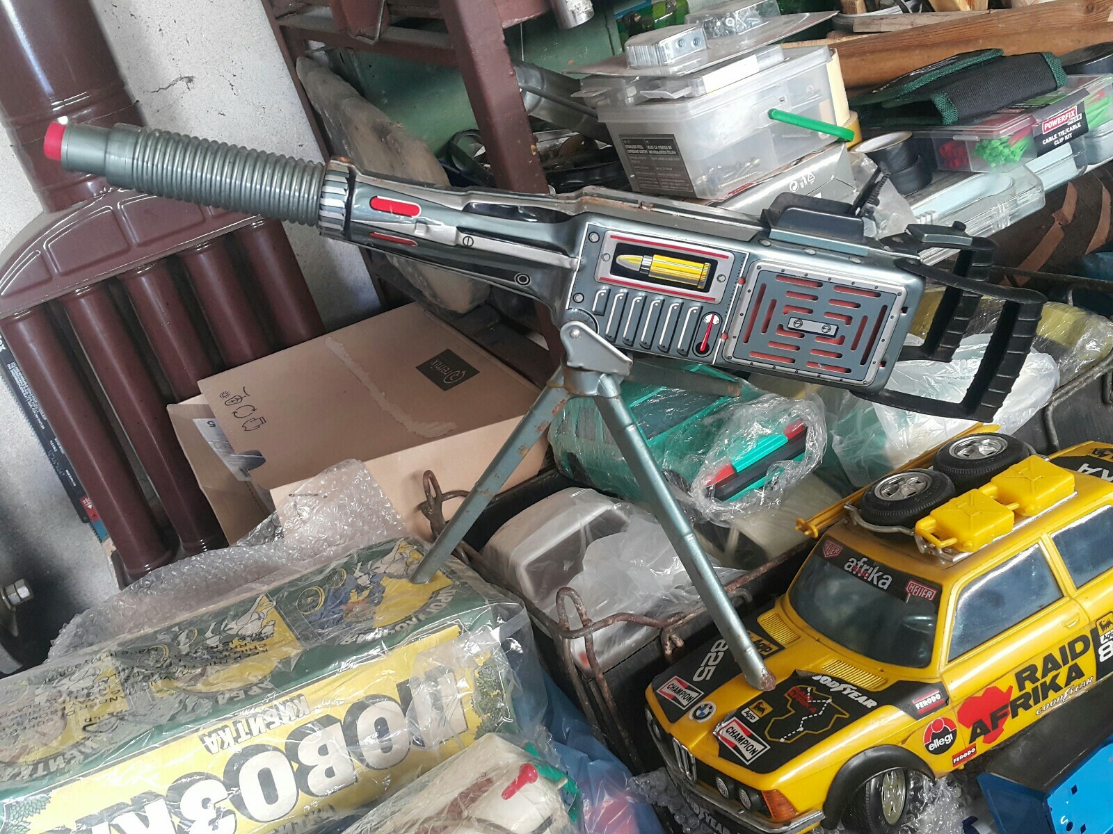 Foto 18 di 24