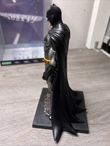 1/10 Scale Justice League Batman DC Comic New 52 ARTFX Statue with Base, Loose - Picture 4 of 5