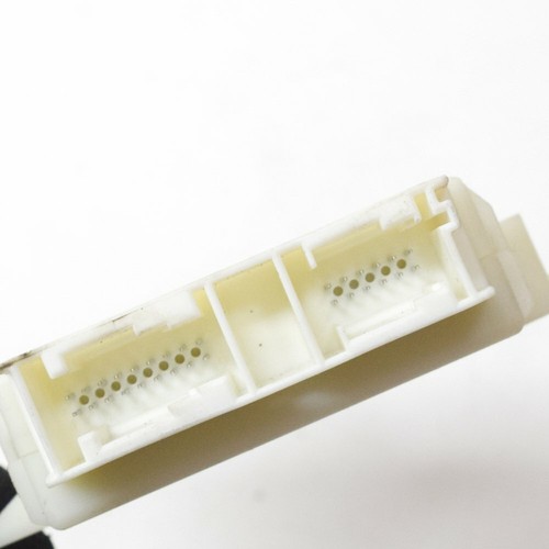 MERCEDES-BENZ W212 E350 CDI PDC Parking Sensors Control Unit A2129003704 2010 - Picture 5 of 6