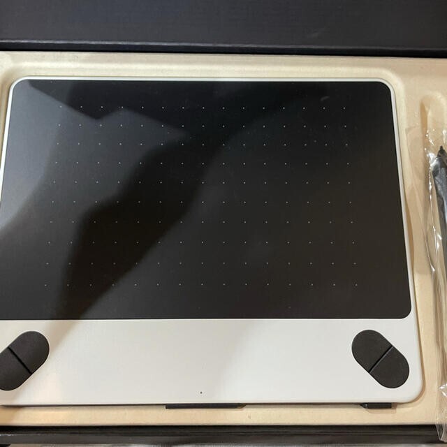 WACOM Pen tablet Intuos Draw Introduction to drawing S white