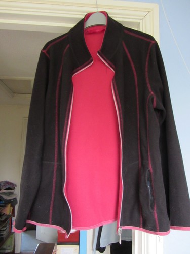 Maine Black & Pink Fleece Jacket size 18 with pockets