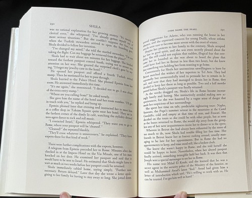 Shula: Code Name the Pearl by A Dolan & D Pinkas—First Edition 1980—Hardcover - Picture 9 of 11