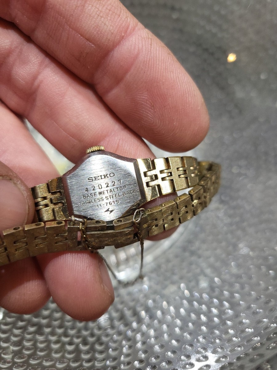 VTG Seiko 11-7619 Lady Gold Tone Texture Dial Oval Hand-Wind not