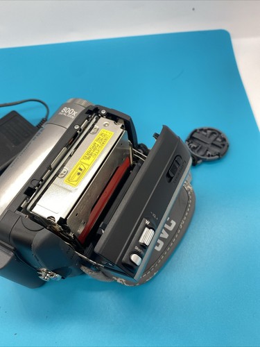 *For Parts JVC GR-D850U Camcorder 800x Digital Zoom MiniDV - Powers On - READ - Picture 10 of 12