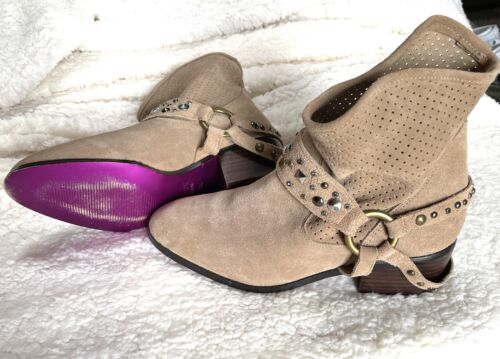 Twiggy London Suede Beige Strappy Studded Rhinestone Slouchy Shaft Boots 6M - Picture 2 of 10