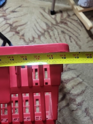 Cestino spesa manuale in plastica full size rosso WESTLAKE ACE HARDWARE manico spiaggia - Foto 3 di 6