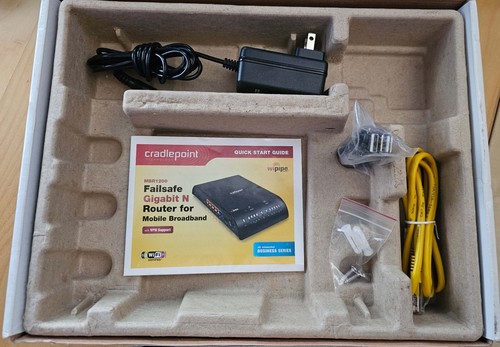 CRADLEPOINT MBR1200 FAILSAFE GIGABIT N WIRELESS ROUTER FOR MOBILE BROADBAND - Picture 5 of 5