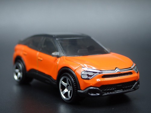 2020-2025 Citroen E-c4 SUV Orange 1:64 Scale Collectible Diecast Modello Auto - Foto 4 di 8