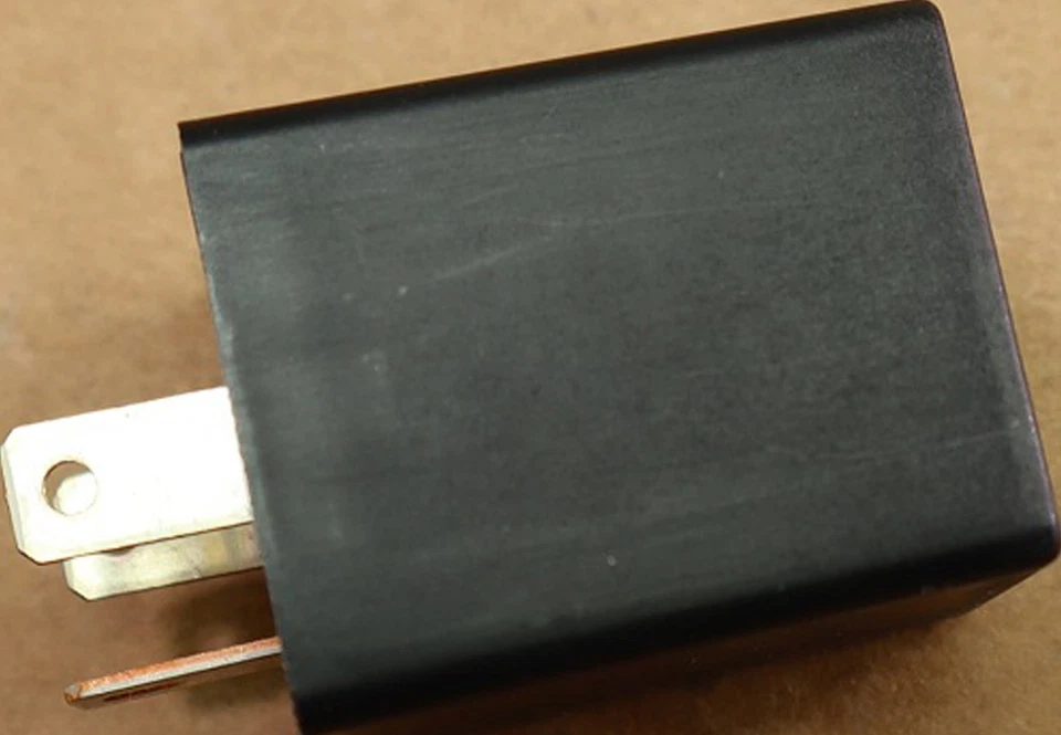 Intermitente intermitente de señal de giro Chevy 93-02 9442495 nuevo stock antiguo nuevo de fábrica OEM Foto 3 de 4