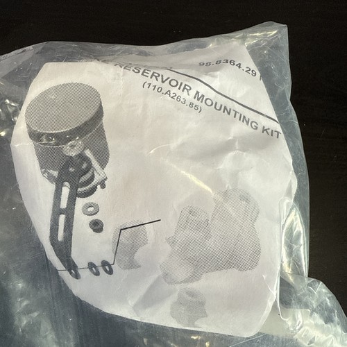 Brembo Reservoir and Mount Kit For Brembo Brake Master Cylinders 110.A263.85 - Foto 3 di 24