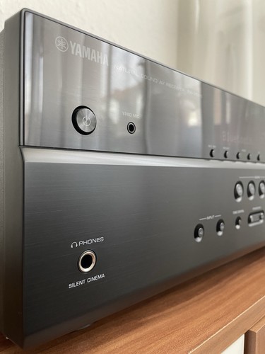 Yamaha RX-V585 Dolby Atmos AirPlay2 Bluetooth WiFi 7.2Kanal Netzwerk AV Receiver - Bild 3 von 20