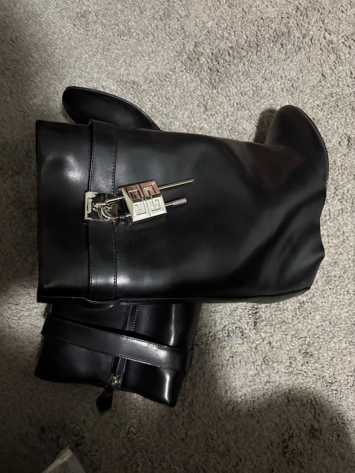 Givenchy Negro Foto 3 de 3