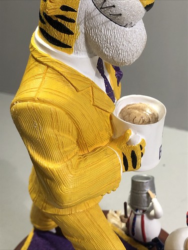 Louisiana State University College Gift Rare Collectible Boss Rivalry Figurine - Picture 11 of 12