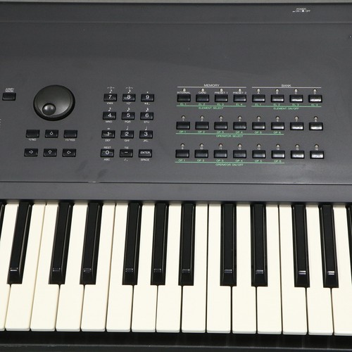 Yamaha SY 99 76 keyboard synthesizer - Picture 9 of 15