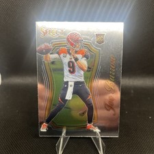 2020 Panini Select - Select Certified Rookies #SCR-1 Joe Burrow (RC)