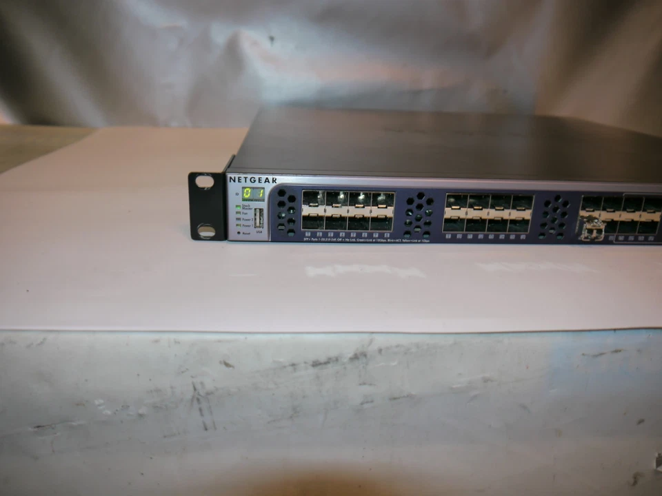 NETGEAR ProSave XSM7224S 10Gigabit Managed Switch jh - Bild 2 von 4