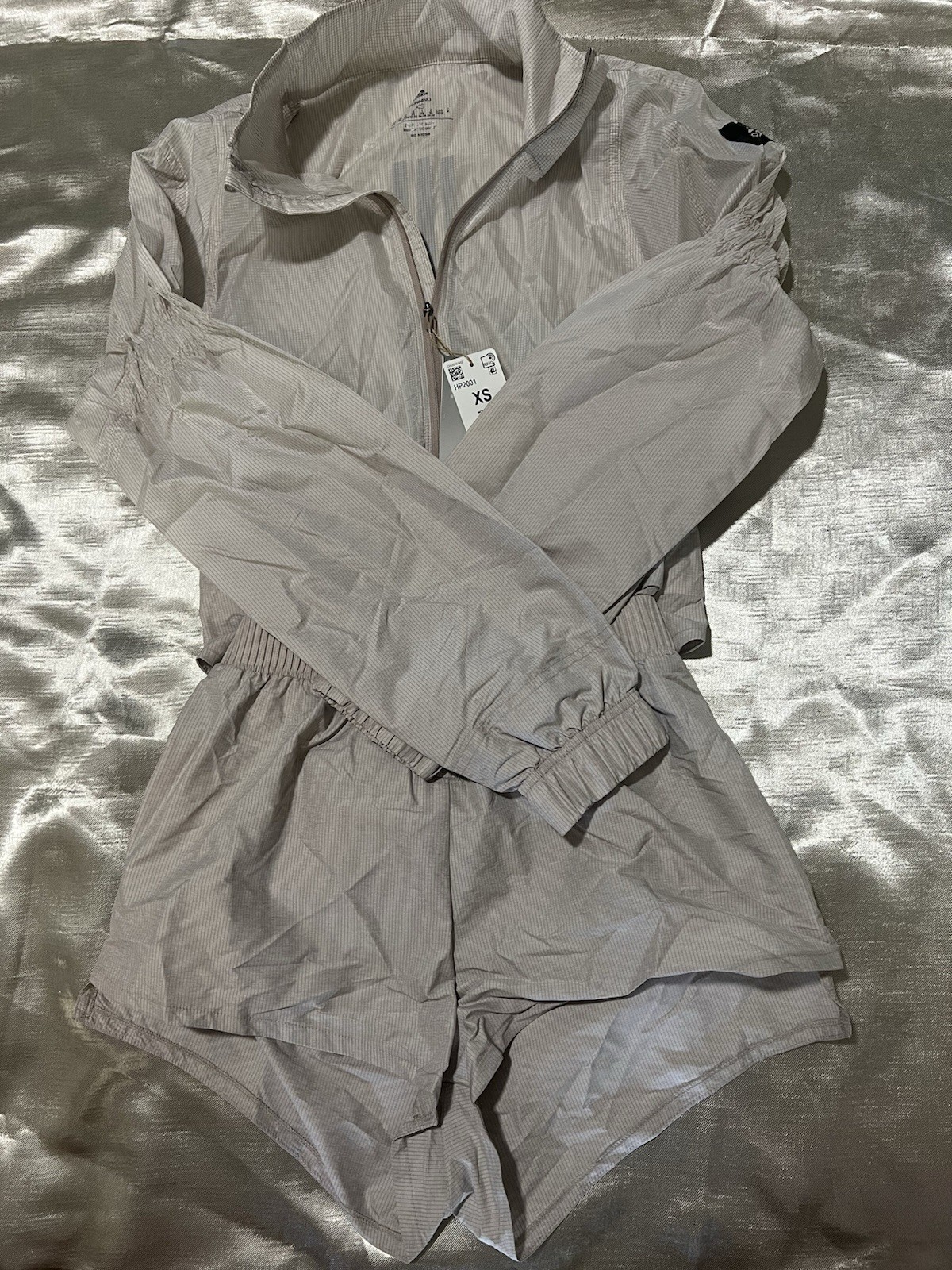 Adidas Women's Best of Adidas Running Jacket/Romper, HP2001, Vapour Grey Size XS