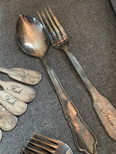 Cubiertos antiguos de plata Pottery Barn Sentiment 46 piezas servicio para 8 + servicio - Imagen 5 de 9