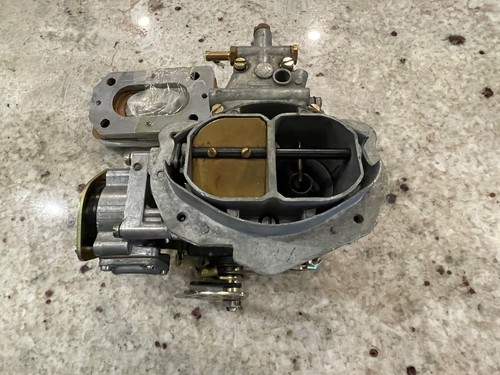 RARE SUZUKI  SAMURAI 34 DGEC WEBER CARBURETOR WITH ADAPTER PLATES. Fits Jeeps