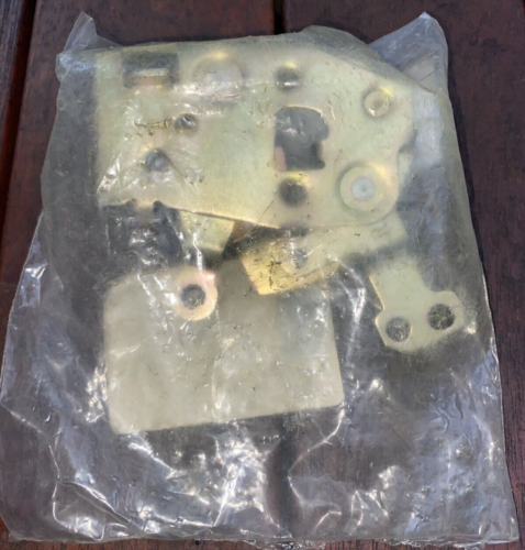GENUINE FORD XD XE XF RH FRONT DOOR INNER MECH LATCH SED UTE & PANEL VAN - Picture 2 of 2