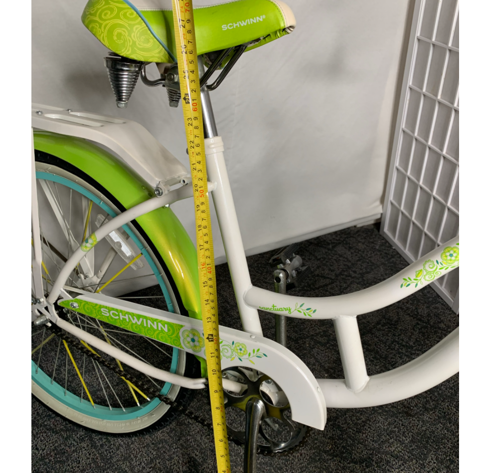 SCHWINN SANCTUARY WOMEN'S CRUISER BIKE 24