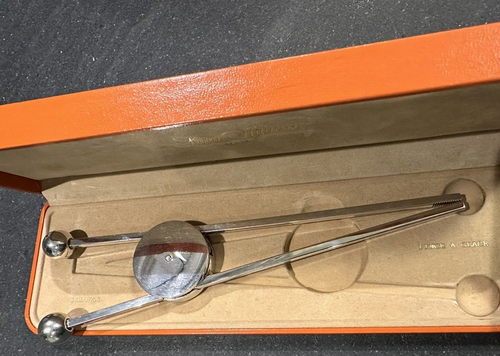PINZA DE HIELO SAINT HILAIRE PARIS - PLATEADA - EN CAJA ORIGINAL - EXCELENTE ESTADO - Imagen 5 de 8