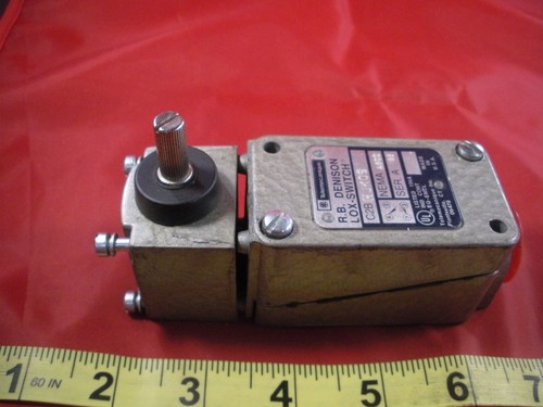 Telemecanique C2B HJK09 Límite C2 B H JK09 Ser A 1186 C2BH JK09 Lox Nnb - Imagen 5 de 6