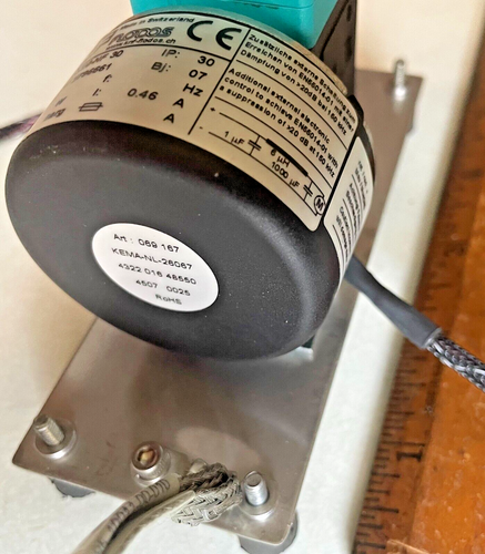 KNF-FLODOS Type PML3300-NF 30 Pump, 24 Volts DC - Picture 4 of 5