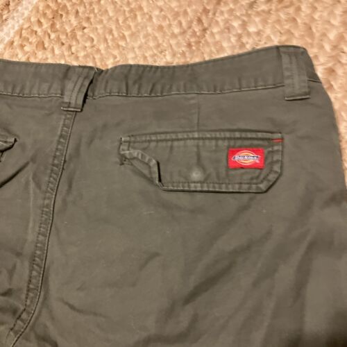 Dickies Women’s Cargo Shorts Relaxed Fit Green Size 10 - Picture 11 of 11
