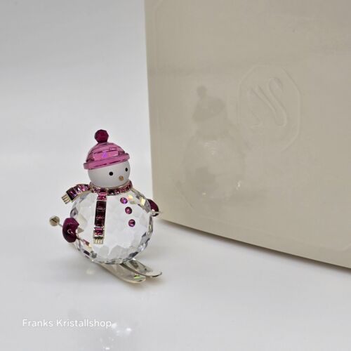 Swarovski Holiday Cheers Dulcis Schneemann auf Ski Pink Snowman Rosa 1 5687121 - Bild 2 von 7