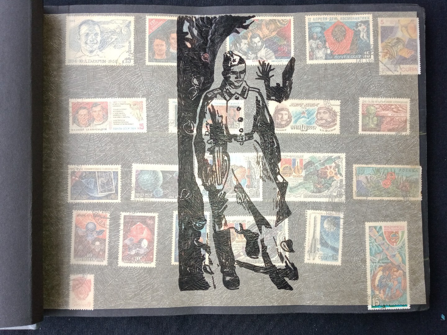 Foto 1 di 13