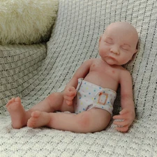 39cm Cute Baby Closed Eyes Sleeping Baby Girl Platinum Silicone Reboen Baby Doll
