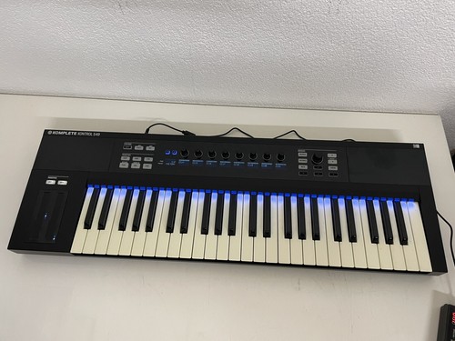 Native Instruments Komplete Kontrol S49 MK1 Keyboard MIDI 38052 - Bild 7 von 12