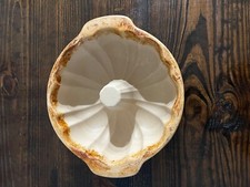 Pampered Chef FLUTED BUNDT CAKE PAN: Unglazed Stoneware