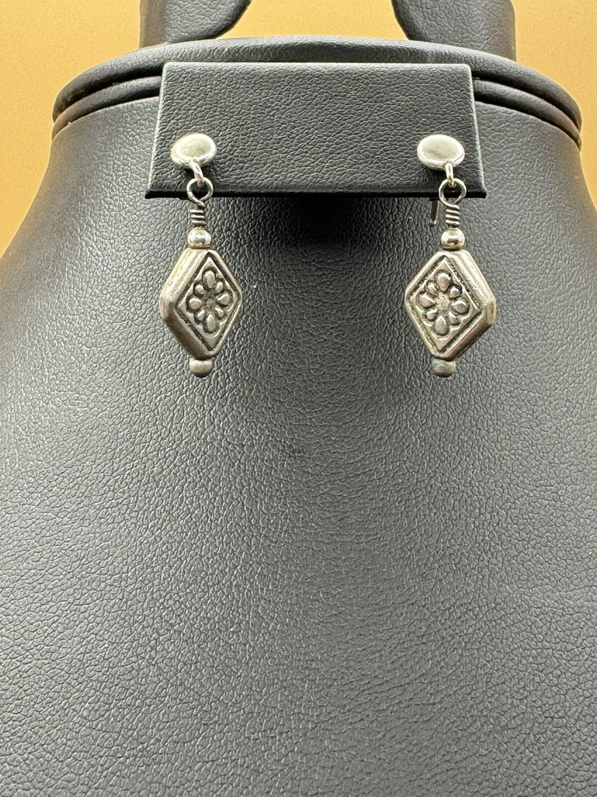 Picture 2 of 5