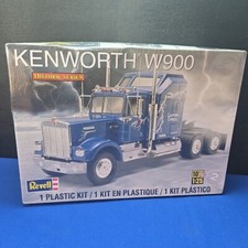 REVELL #1507 1/25 SCALE KENWORTH W900 Plastic Model Kit New Sealed