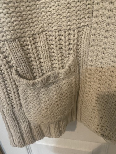 Willow Blossom Women’s Cardigan Cream Chunky Sweater Vest• Toggle buttons•Medium - Picture 8 of 9