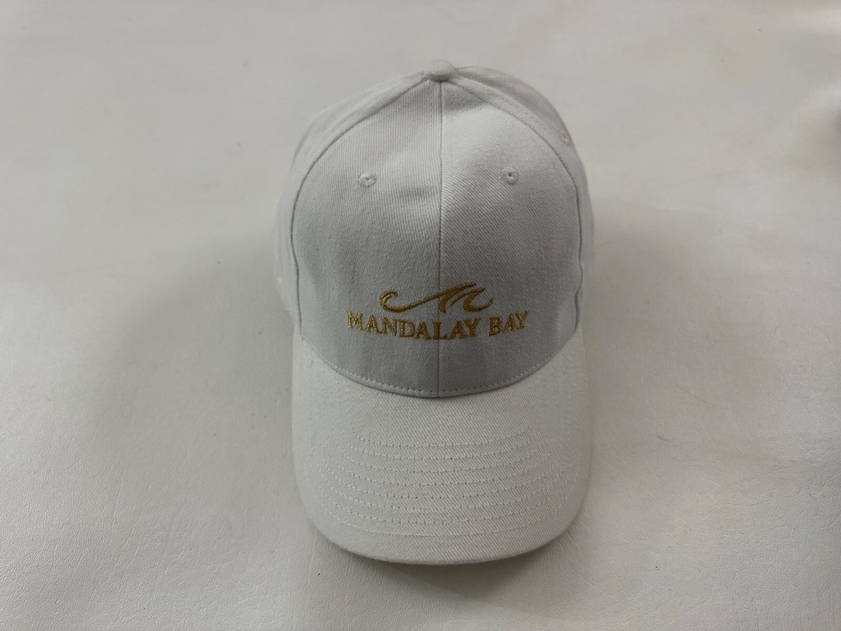 ★RAIVE★ RAIVE Symbol Ball Cap in White 01 RAIVE Symbol Ball Cap in White VX4MA316-01 - RAIVE