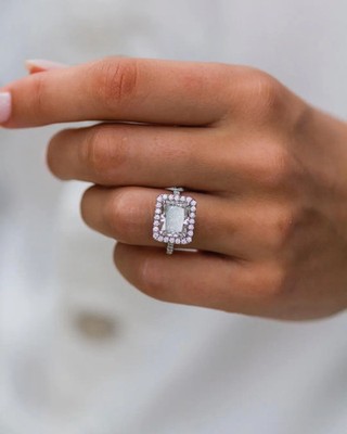 Laborgefertigter Diamant-Verlobungsring 4,0 kt Radiant Cut Testpass VVS1/D