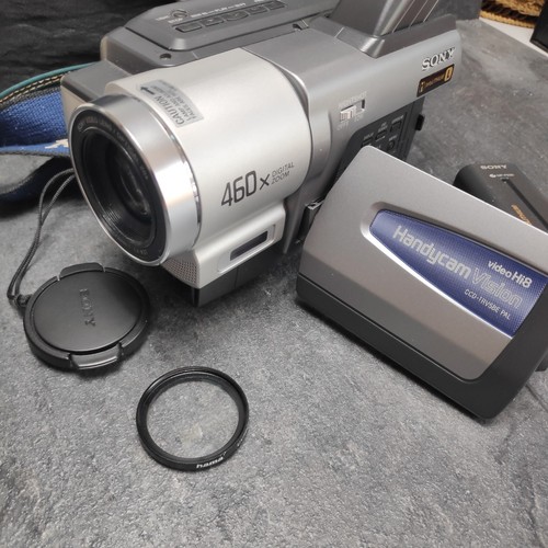 Sony Handycam CCD-TRV58E Night Vision PAL Video Camera Recorder Hi8 460X Zoom - Picture 3 of 17