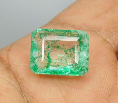 Natural green Emerald 11.00 Ct Colombian Emerald Cut Certified gemstone A-4290