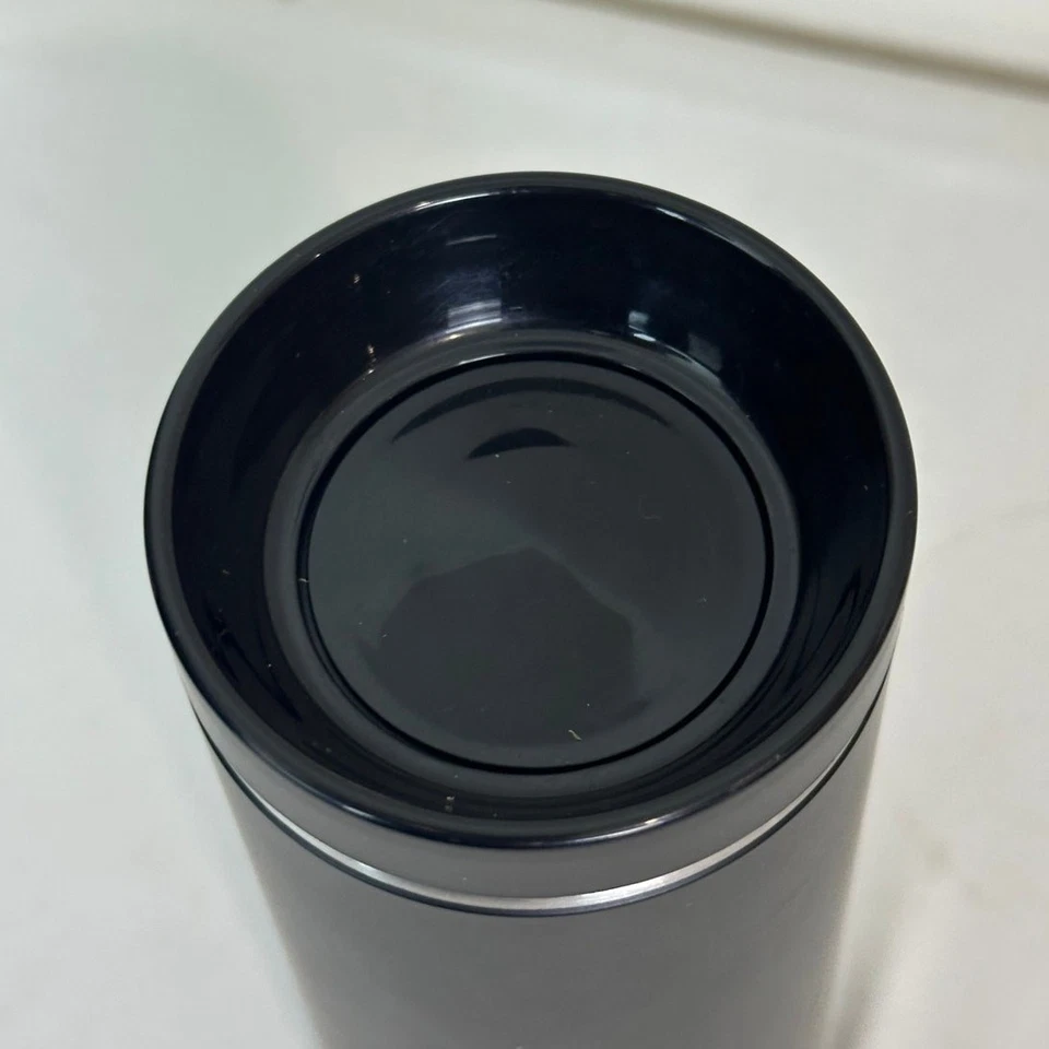 Calentador de biberón portátil súper rápido Baby Breeza - negro, uso de viaje y encimera Foto 3 de 4