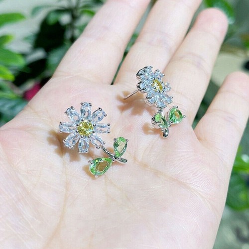 Pretty Flower Silver Stud Earrings Women Wedding Jewelry Gift Cubic Zirconia - Picture 3 of 10