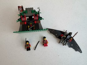 LEGO Castle: Ninja Surprise (6045) Complete