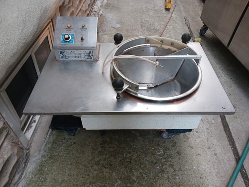 Hilliard's Chocolate Tempering Machine 120v Tempering System 80lbs - Picture 7 of 7