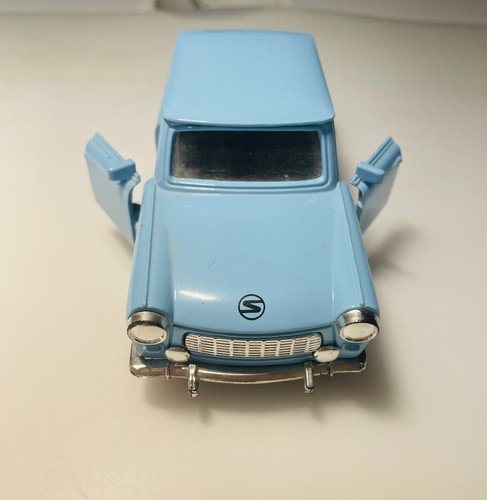 Trabant 601 DDR Welly 1989 1/60 (gamma 1/64) pressofuso - Foto 2 di 3