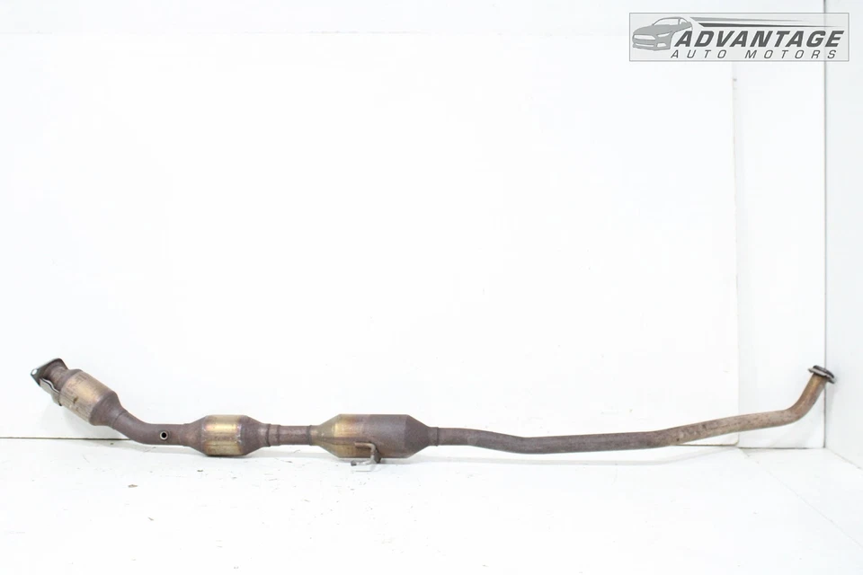 2014-2019 TOYOTA COROLLA FWD 1.8L L4 SISTEMA DE ESCAPE DIANTEIRO TUBO FABRICANTE DE EQUIPAMENTO ORIGINAL - Imagem 2 de 4