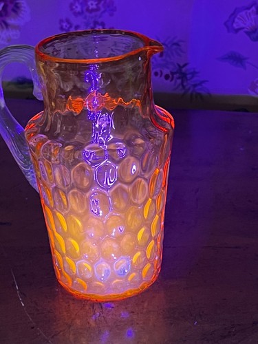 Fenton Vintage UV Reactive Yellow Coin Dot Pitcher GLOWS! - Picture 4 of 14